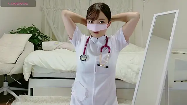 Snapshot of momochan88 chatting on 10.03.25 momochan88 online show from 10.03.25