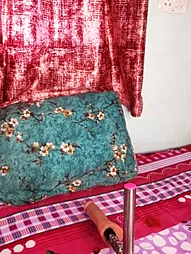 juhicpl143 online show from 10.10.25