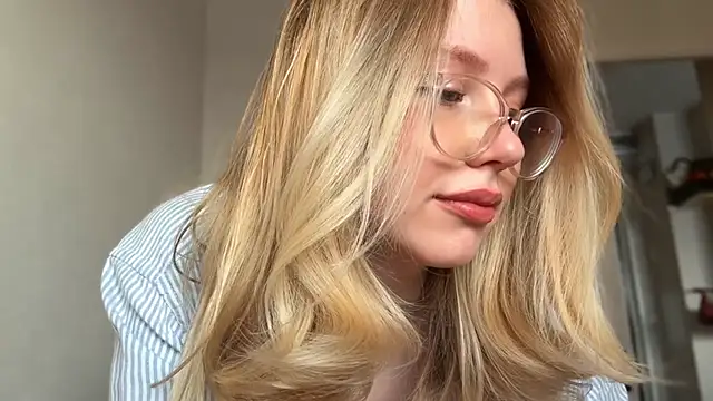 HoneyAudrey online show from 02.28.25