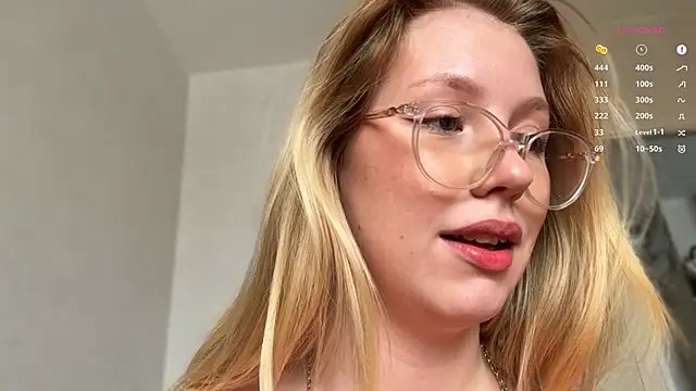 HoneyAudrey online show from 03.07.25