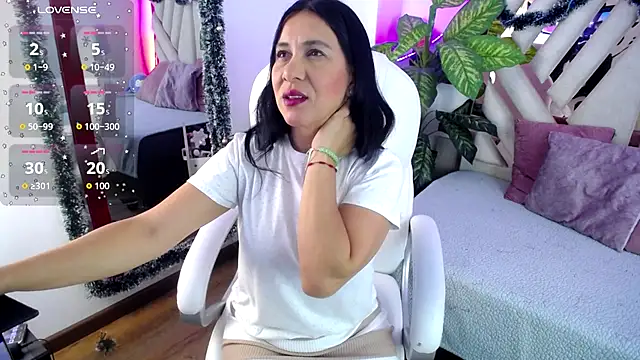 Camille jhonson online show from 12.21.25