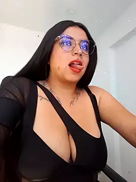 Devilsweet17 online show from 01.18.25