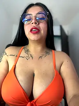 Devilsweet17 online show from 09.18.25