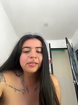 Devilsweet17 online show from 10.25.25