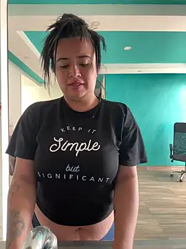 Devilsweet17 online show from 02.18.26