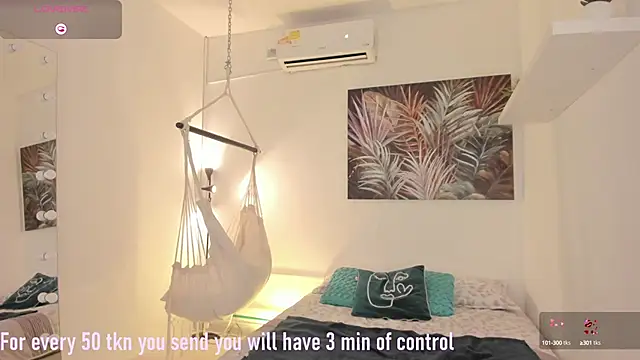 emma alice  online show from 03.22.25