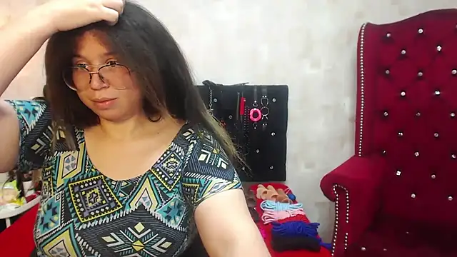 Snapshot of selenablairx chatting on 05.31.26 selenablairx online show from 05.31.26