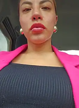 Karen San Miguel online show from 09.23.25