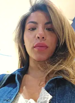 Karen San Miguel online show from 10.03.25