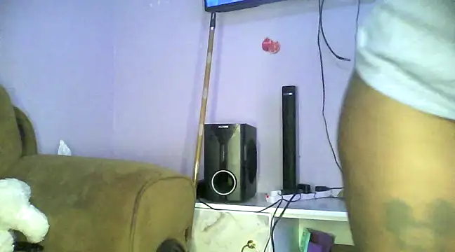 Nish Darling  online show from 03.07.25