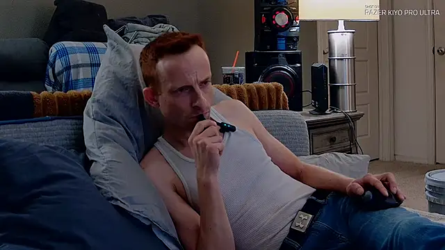 Snapshot of Dilldough405 chatting on 03.04.26 Dilldough405 online show from 03.04.26