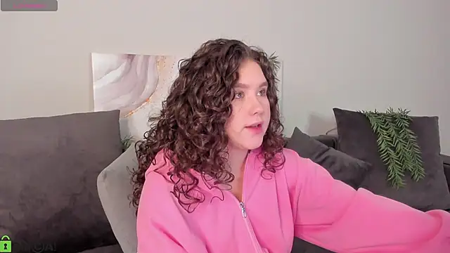 Snapshot of Ariella_Sol chatting on 04.29.26 Ariella Sol online show from 04.29.26