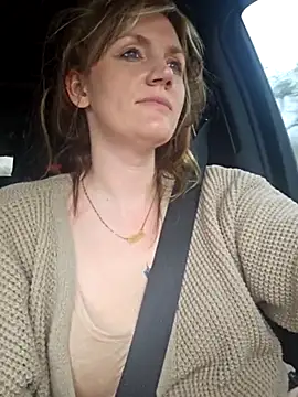 Snapshot of foreverzays chatting on 03.03.25 foreverzays online show from 03.03.25