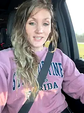 Snapshot of foreverzays chatting on 12.02.25 foreverzays online show from 12.02.25