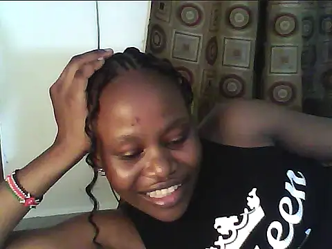 Snapshot of Sexyhotgal22 chatting on 11.08.25 Sexyhotgal22 online show from 11.08.25