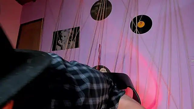 MrShaggy online show from 01.04.25