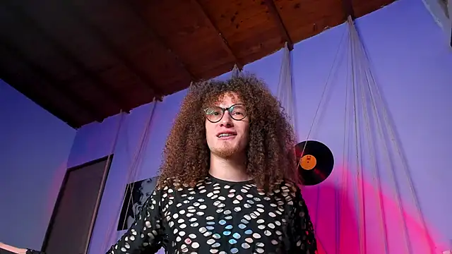 MrShaggy online show from 02.15.25