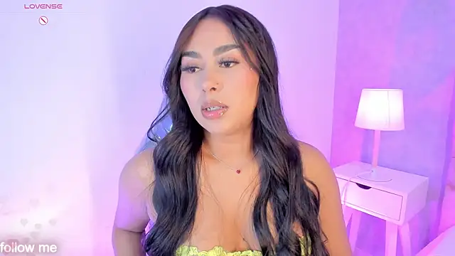 Cameliaa Smiith online show from 04.18.26