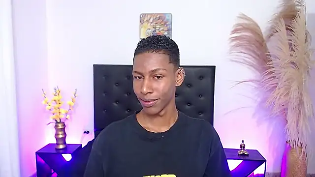 maiki18  online show from 11.01.25