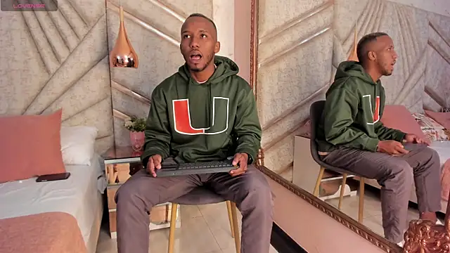 JamesParck online show from 03.15.25