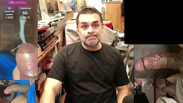 Snapshot of ClampMaster chatting on 01.26.25 ClampMaster online show from 01.26.25