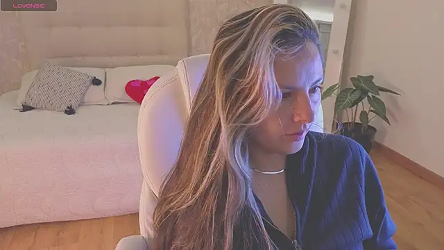 brandy sweet  online show from 09.19.25