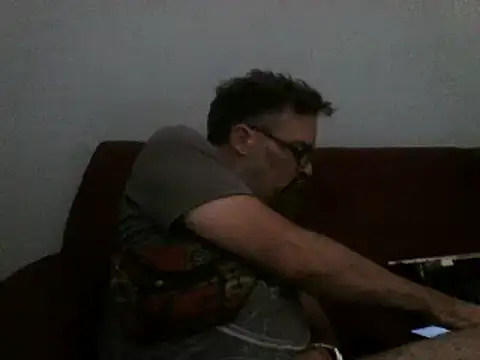 Snapshot of LECHEBALLS chatting on 05.26.26 LECHEBALLS online show from 05.26.26