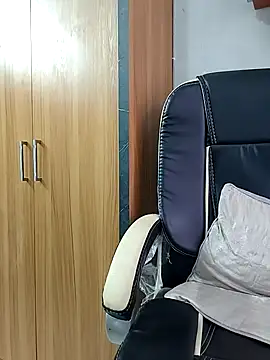 Lucifer 9 online show from 01.26.25