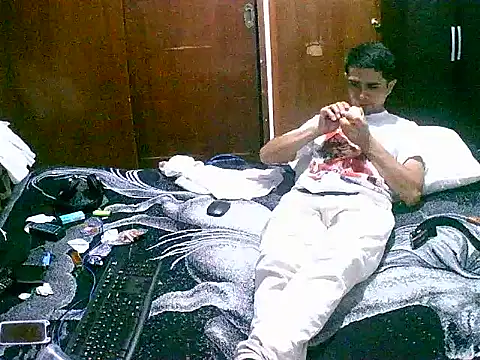 Snapshot of jperezofficial1 chatting on 09.14.25 jperezofficial1 online show from 09.14.25