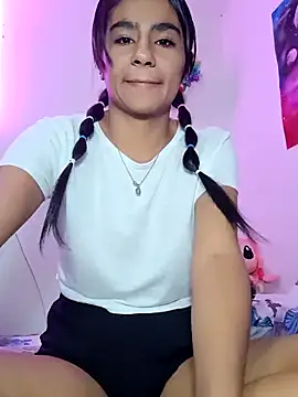 Leslly  online show from 02.22.25