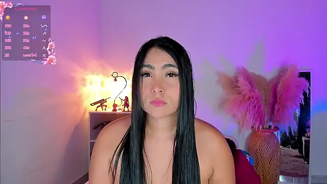 Sarahballiston  online show from 02.22.25