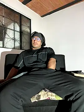 willian m777 online show from 10.18.25