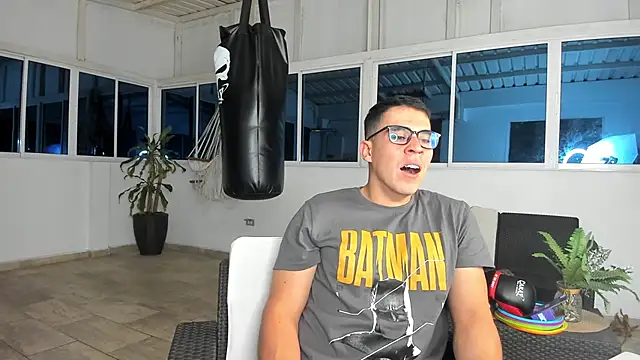 owengray2n online show from 12.03.24