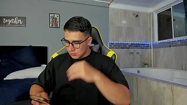 owengray2n online show from 02.20.25