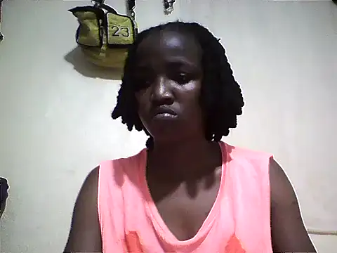 Snapshot of pretty_cool chatting on 09.18.25 pretty cool online show from 09.18.25