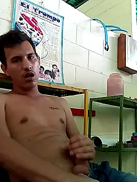 Snapshot of manuelmor1124 chatting on 01.30.25 manuelmor1124 online show from 01.30.25