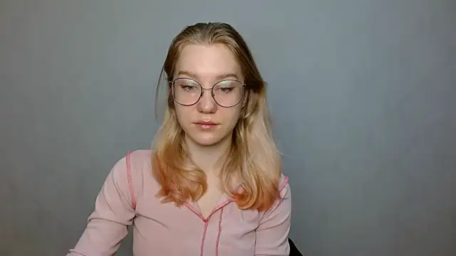 Snapshot of cindi_hot chatting on 01.29.25 cindi hot online show from 01.29.25