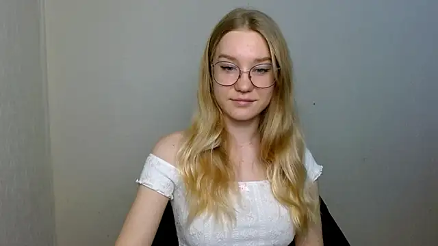 cindi hot online show from 11.24.25