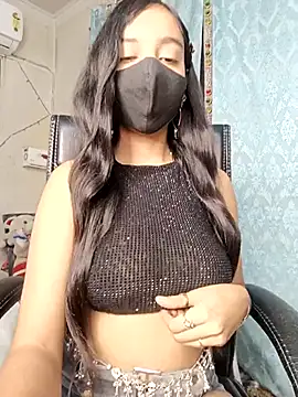 Parinaaz18 online show from 12.04.25