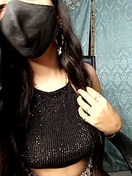 Parinaaz18 online show from 12.18.25