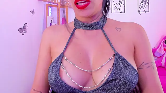 EmillySanders online show from 07.29.26