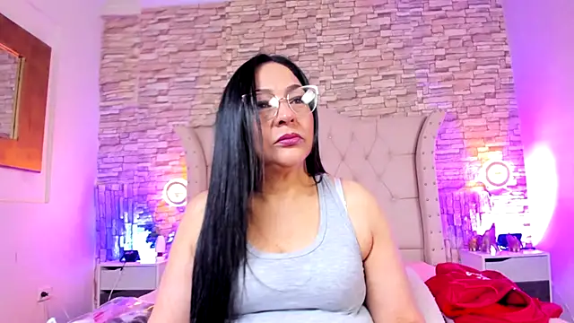 Gina Myers online show from 12.02.25