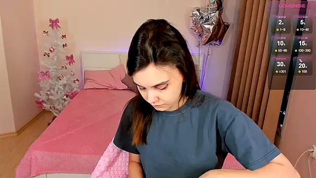 SusieMorris online show from 12.21.24