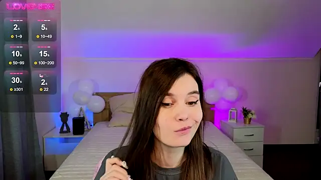 SusieMorris online show from 02.25.25