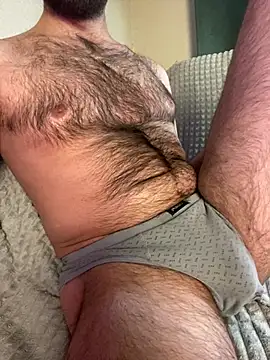 Deckard Webb1  online show from 04.25.26