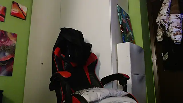 Snapshot of MASTERMONEY chatting on 12.12.24 MASTERMONEY online show from 12.12.24