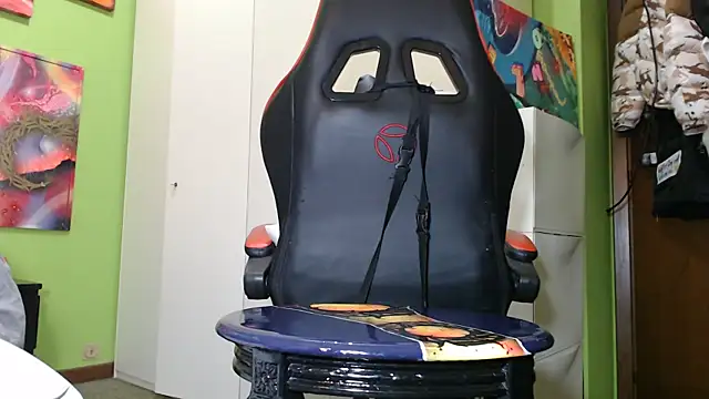 Snapshot of MASTERMONEY chatting on 01.26.25 MASTERMONEY online show from 01.26.25