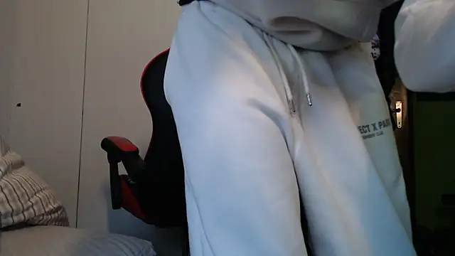 Snapshot of MASTERMONEY chatting on 02.17.25 MASTERMONEY online show from 02.17.25