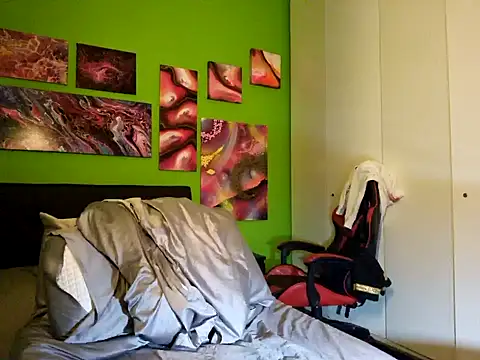 Snapshot of MASTERMONEY chatting on 09.09.25 MASTERMONEY online show from 09.09.25