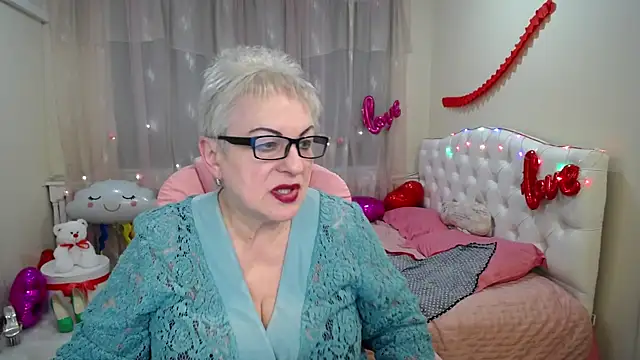 KayleSmoll online show from 02.27.25